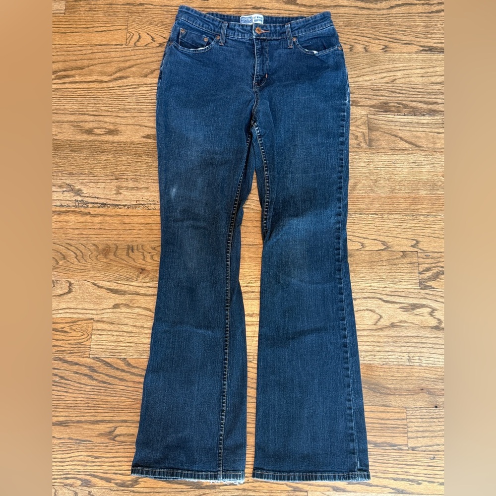 Signature Levi Strauss Baby Flare Jeans Women’s 12 Long Medium Dark Wash